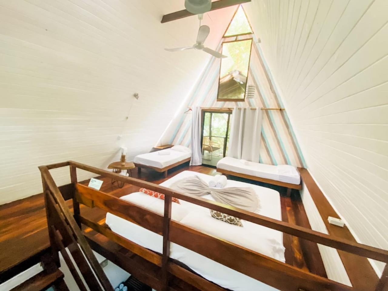 Calala Lodge Cabuya  Eksteriør bilde